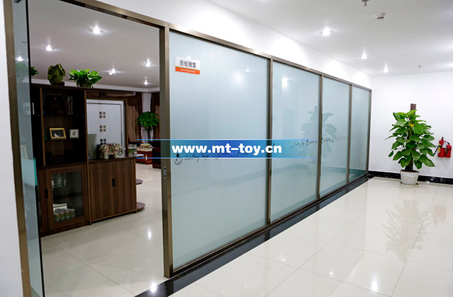 爱飞游乐儿童乐园设备工厂环境